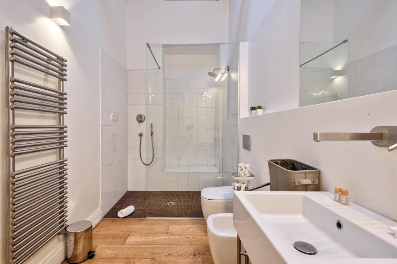Stylish Apartment In The Heart Of Torino Exterior foto